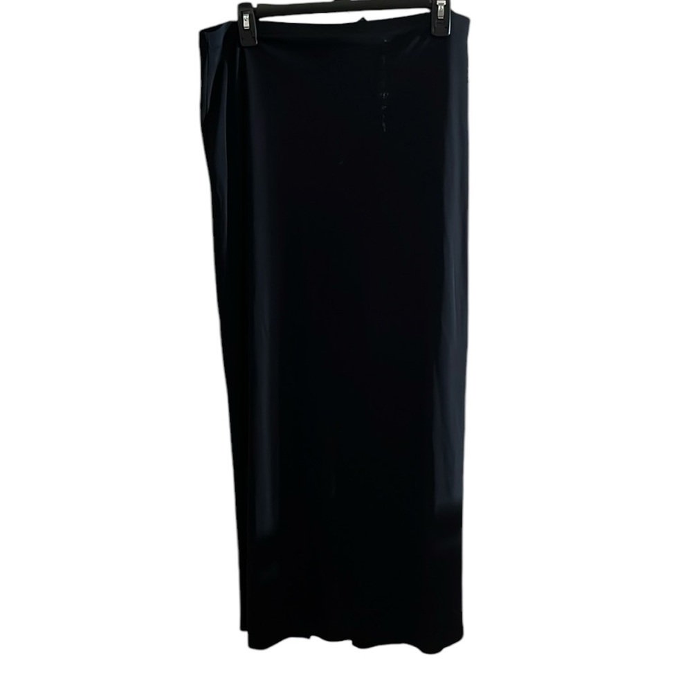 Express medium black stretch knit pull on maxi skirt high back slit oversized